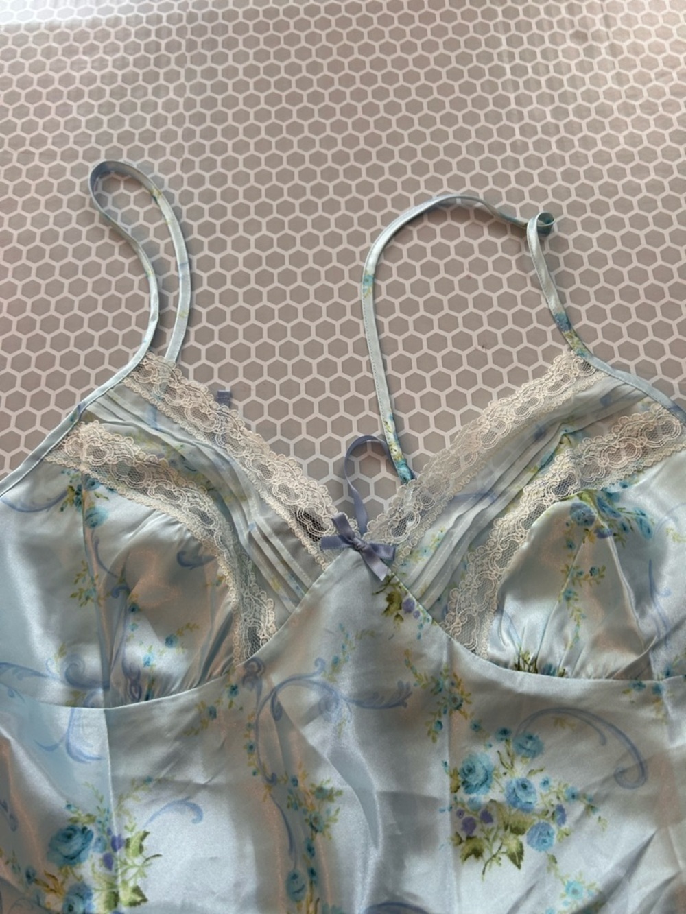 Secret Treasures Blue Floral Satin Chemise Size XL - Picture 4 of 11